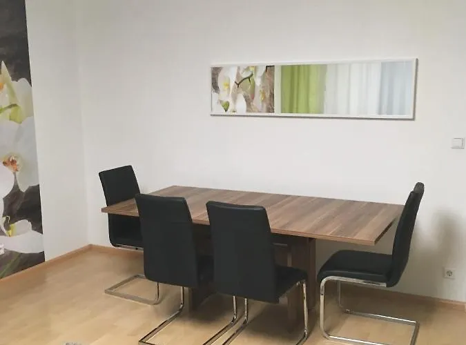 Apartament Mit Balkon